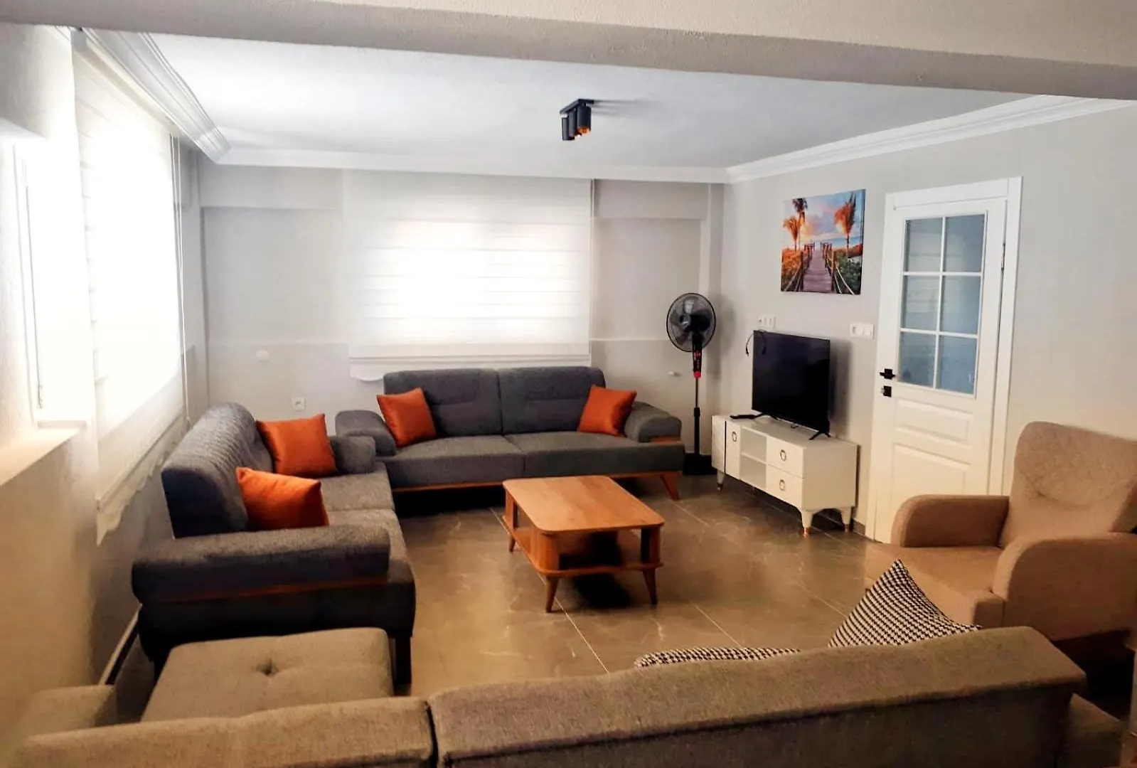 Villa Aksu , Tam Donanimli Havuzlu Tatil Evi Tesisimiz Muhafazakar Ailelere Yoenelliktir Doger Koyu 0*,  トルコ